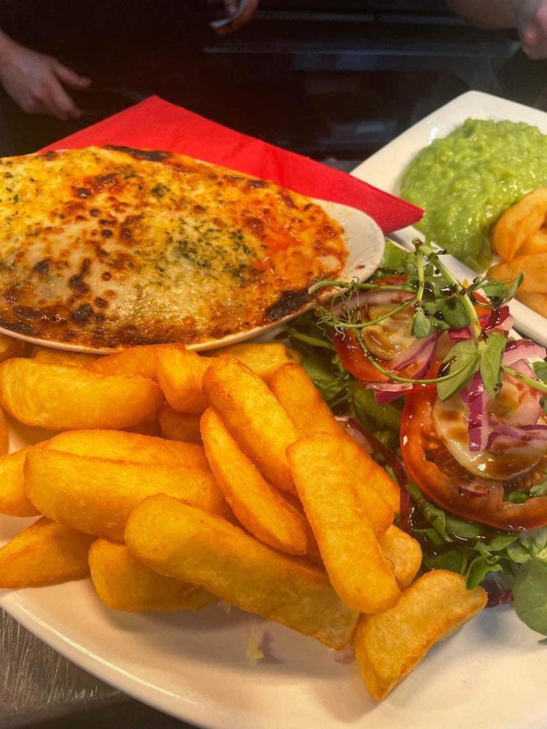 The Manor Inn Pub And Steakhouse, Fridaythorpe, Driffield يورك المظهر الخارجي الصورة